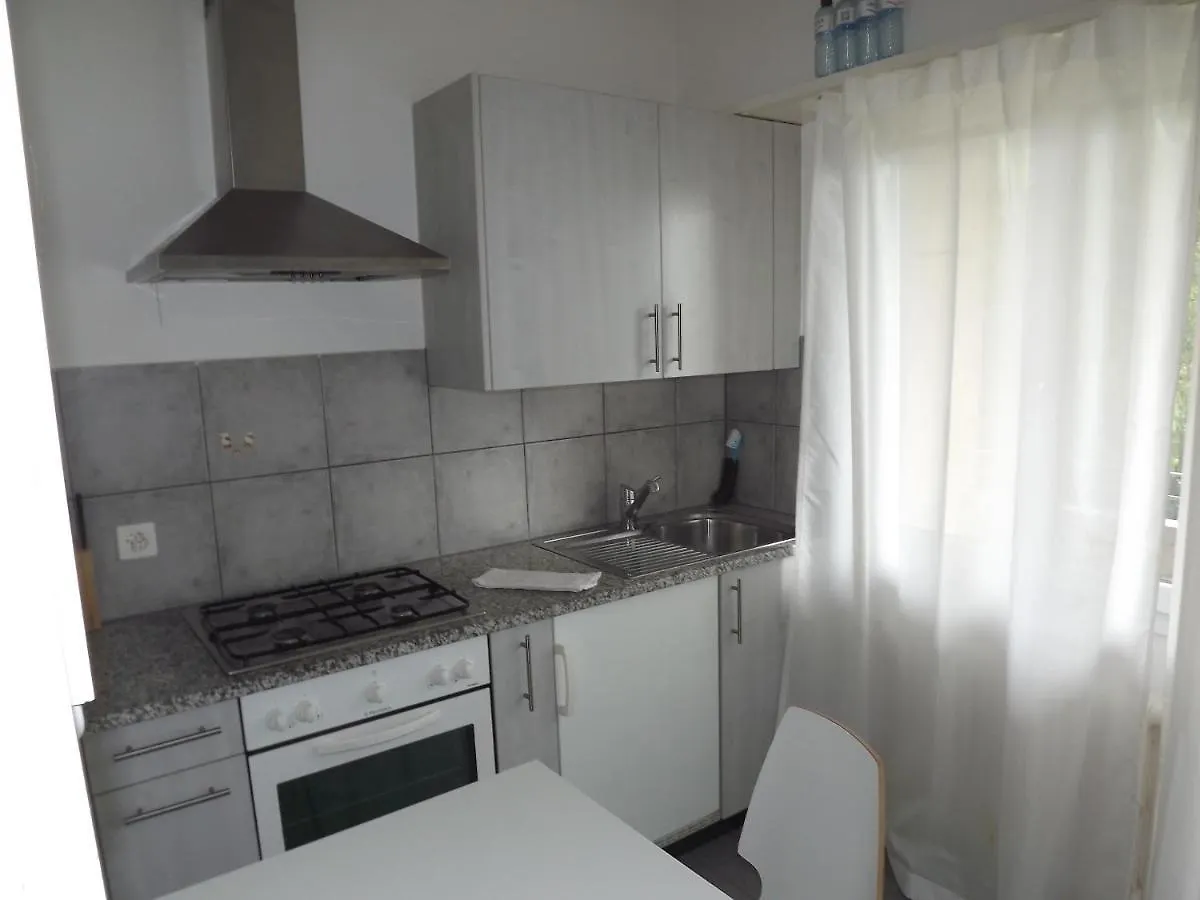 Swiss Star Basel Schweizergasse - Self Check-In Apartment 0*,  Switzerland